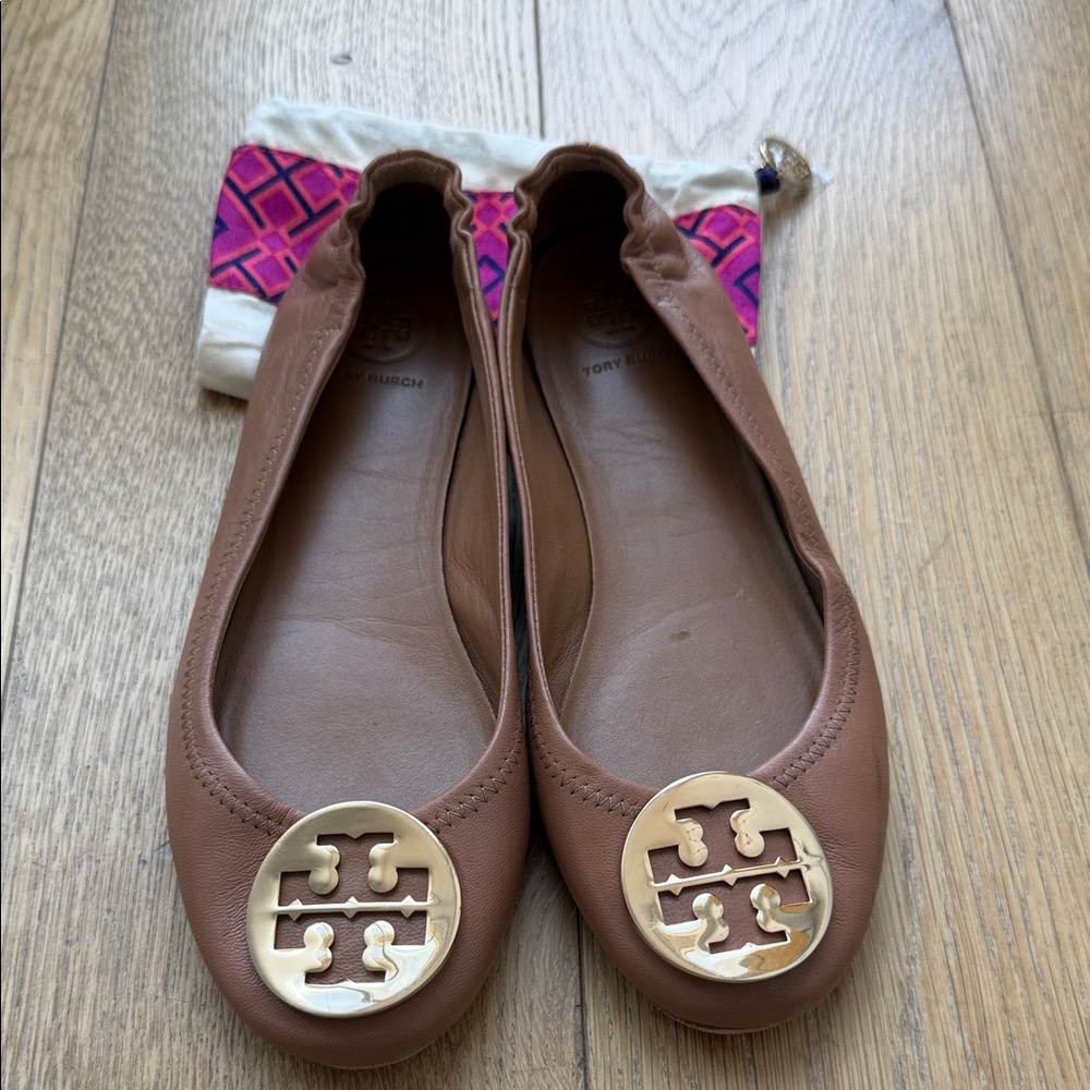 Tory Burch Tan Leather Flats with Gold Logo